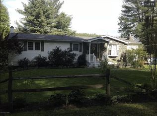 26 Rohland Rd, Harding, PA 18643