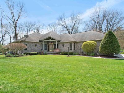 10040 Butternut Dr, Middlebury, IN, 46540