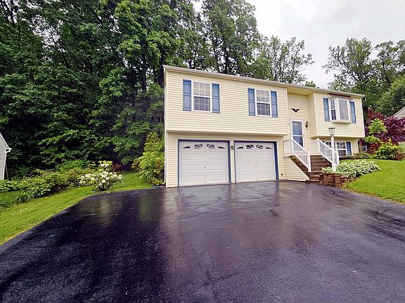 2nd image of 46 E Brookfield Dr