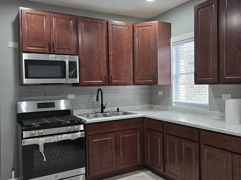 1140 S Mayfield Ave #2 — Photo 7