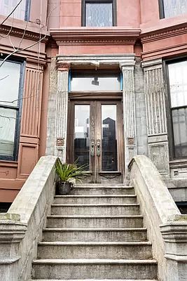 2nd image of 168 Hancock St