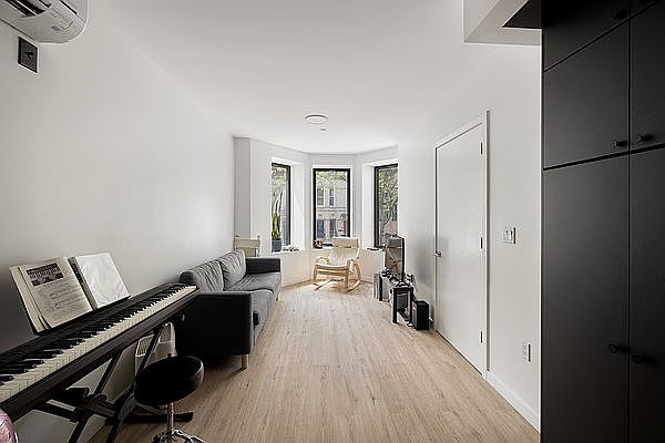 1st image of 314 Cornelia St #2A