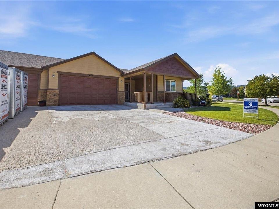 1st image of 4521 Newmarket Cir