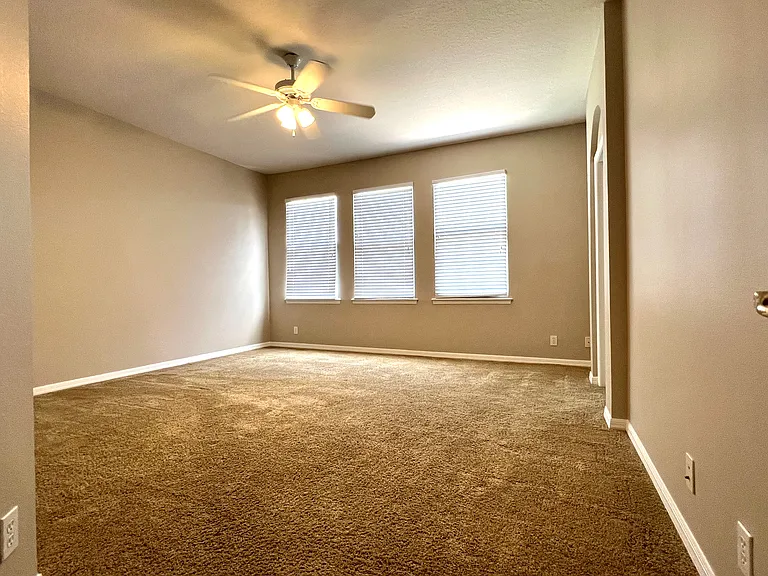 502 Greenbrier Ave — Photo 25
