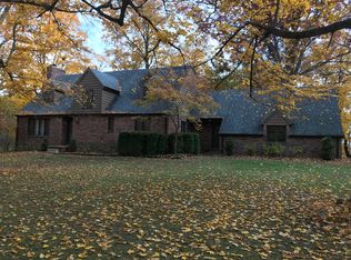 2 Bent Tree Ln, Towanda, IL 61776