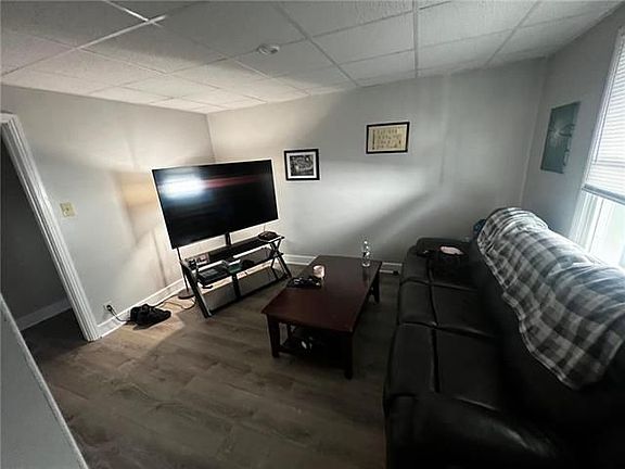 5th image of 1568 Lincoln Ave #1A