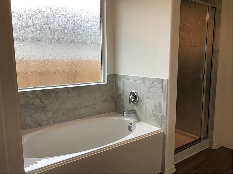 107 Ozark Dr — Photo 10