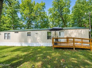 917 Nameoki Cir, Crossville, TN 38572