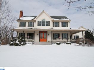 103 Gray Fox Ln, Wernersville, PA 19565