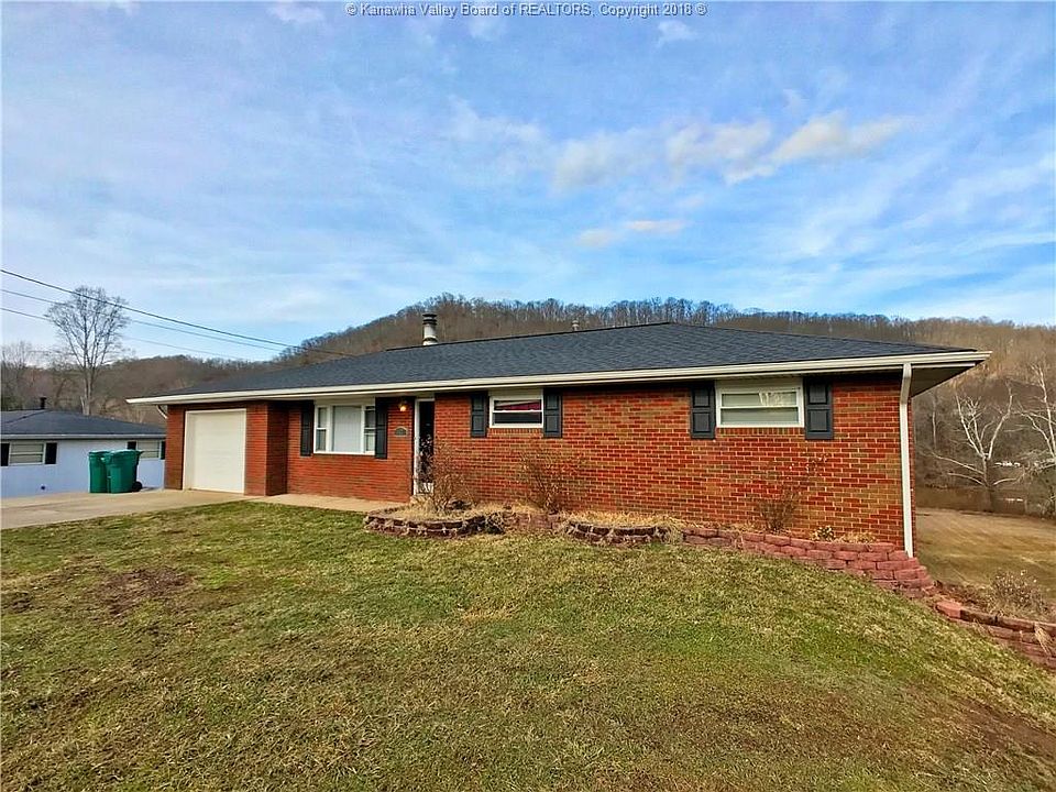 1st image of 392 Pine Dr