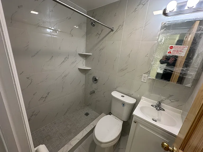 2107 Continental Ave #1 — Photo 9