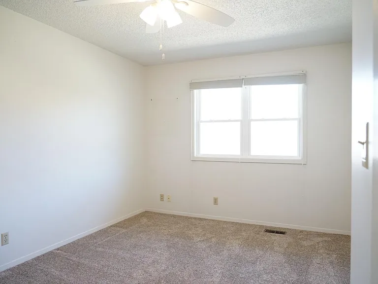 2347 Wildwood Pl — Photo 19