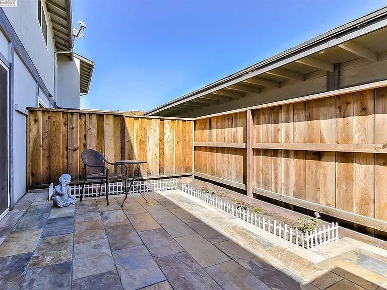 4161 Trinidad Ter — Photo 11