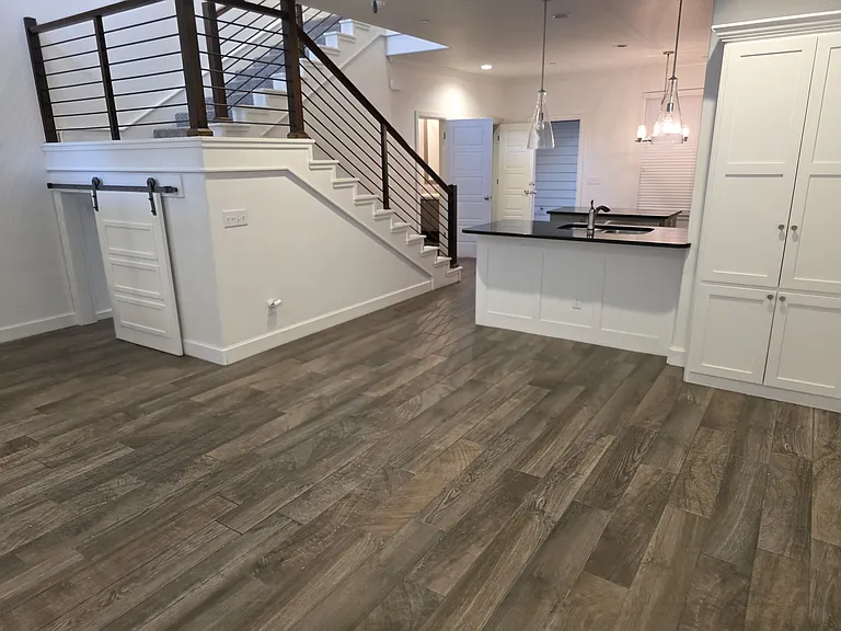 16116 N Western Ave #3 — Photo 1