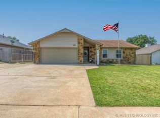 2509 E Queens St, Broken Arrow, OK 74014