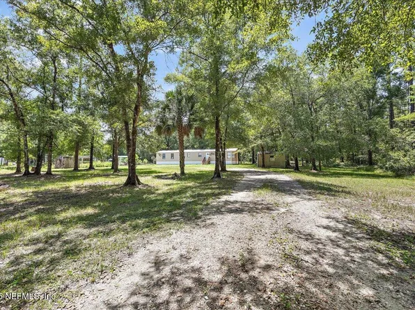 10145 FLIKKEMA Avenue, Hastings, FL 32145