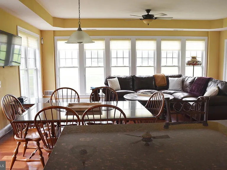 20525 Annondell Dr — Photo 11