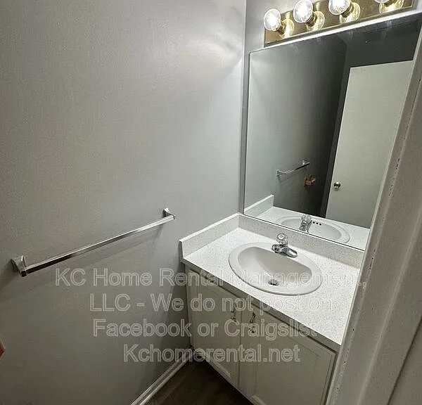 104 Francis St — Photo 12