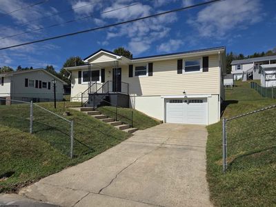 1240 Philli Ln, Lumberport, WV, 26431