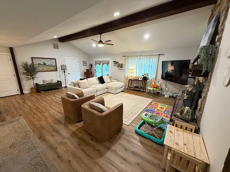 2558 W Village Ln — Photo 19