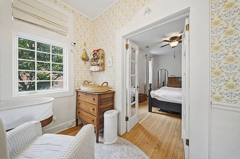 2 bed, 2.0 bath, 1641 sqft, $2,800 — Photo 3