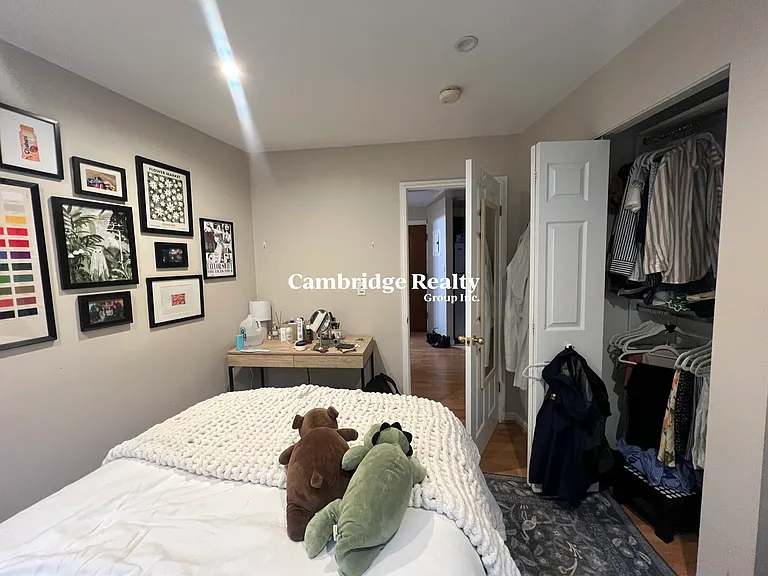 516 Green St #1B — Photo 5