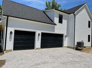 680 S 2nd St, Heath, OH 43056