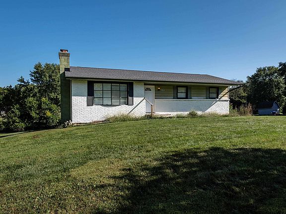 2nd image of 1905 E Dutcherman Dr