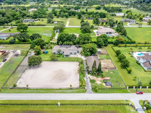 17640 SW 52nd Court, Southwest Ranches, FL 33331