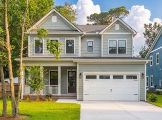 719 Eagle St, Mount Pleasant, SC 29464
