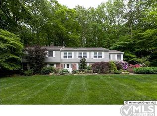 206 Deepdale Dr, Middletown, NJ 07748