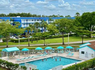 4725 Lucerne Lakes Blvd APT 305, Lake Worth, FL 33467
