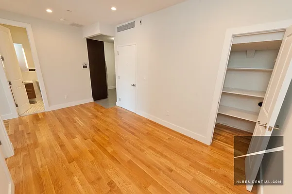 Rented by Highline Residential | media 19