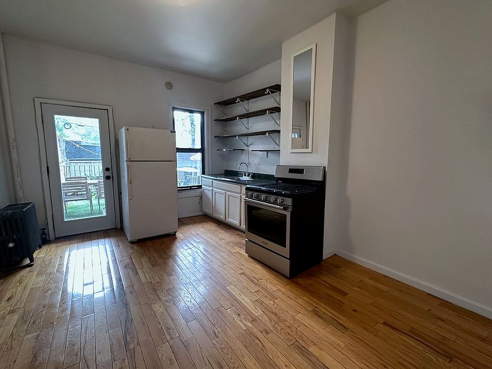 1st image of 72 Scholes St APT 1L