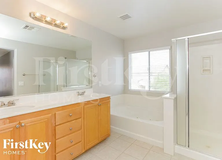 8332 Blazing Sky Ct — Photo 24