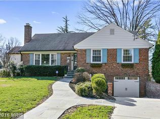 5624 Newington Ct, Bethesda, MD 20816