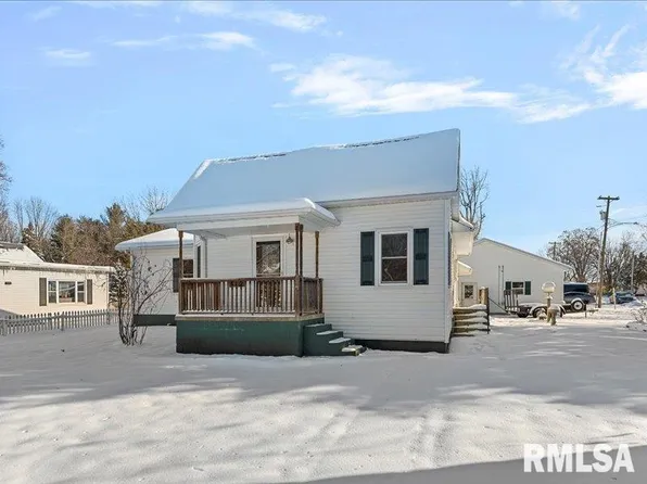 312 S Wells St, Buffalo, IL 62515