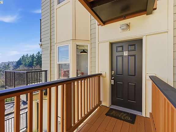 3rd image of 303 NW Uptown Ter APT 2B