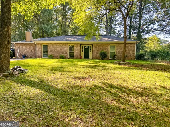 219 Merrybrook Dr, Lagrange, GA 30241