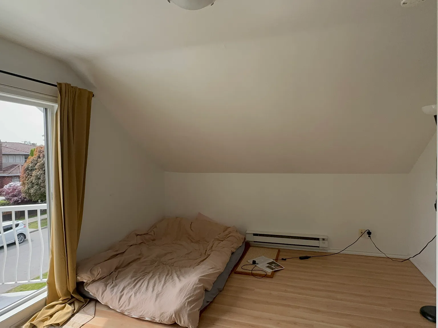 1 bed, 900 sqft, $1,990 — Photo 3