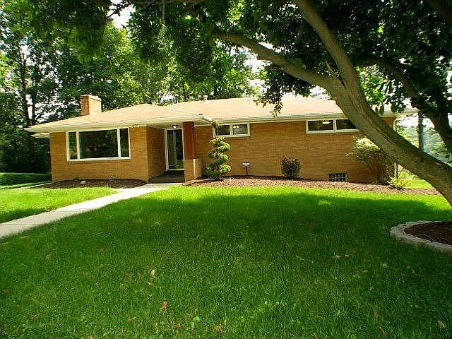 106 Sycamore Dr photo 1