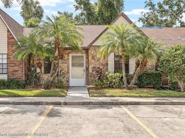 3414 S Sunrise Villas Ct, Tampa, FL 33614