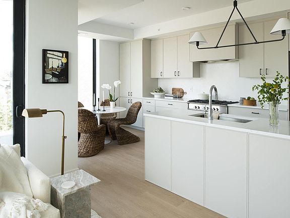 4th image of 3405 W 44th St #205
