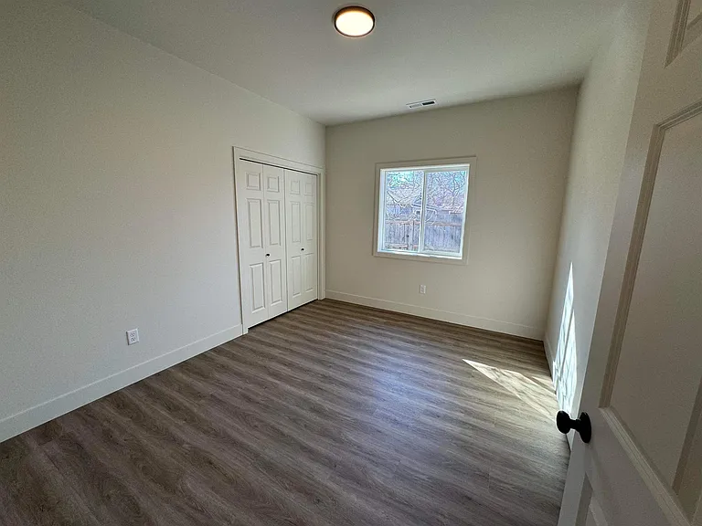 115 Alderson Ave — Photo 7