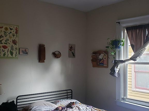 3rd image of 56 Brantford Pl #6