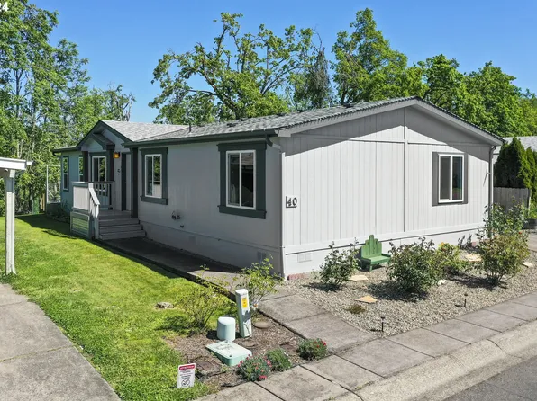 700 N Mill St Unit 40, Creswell, OR 97426