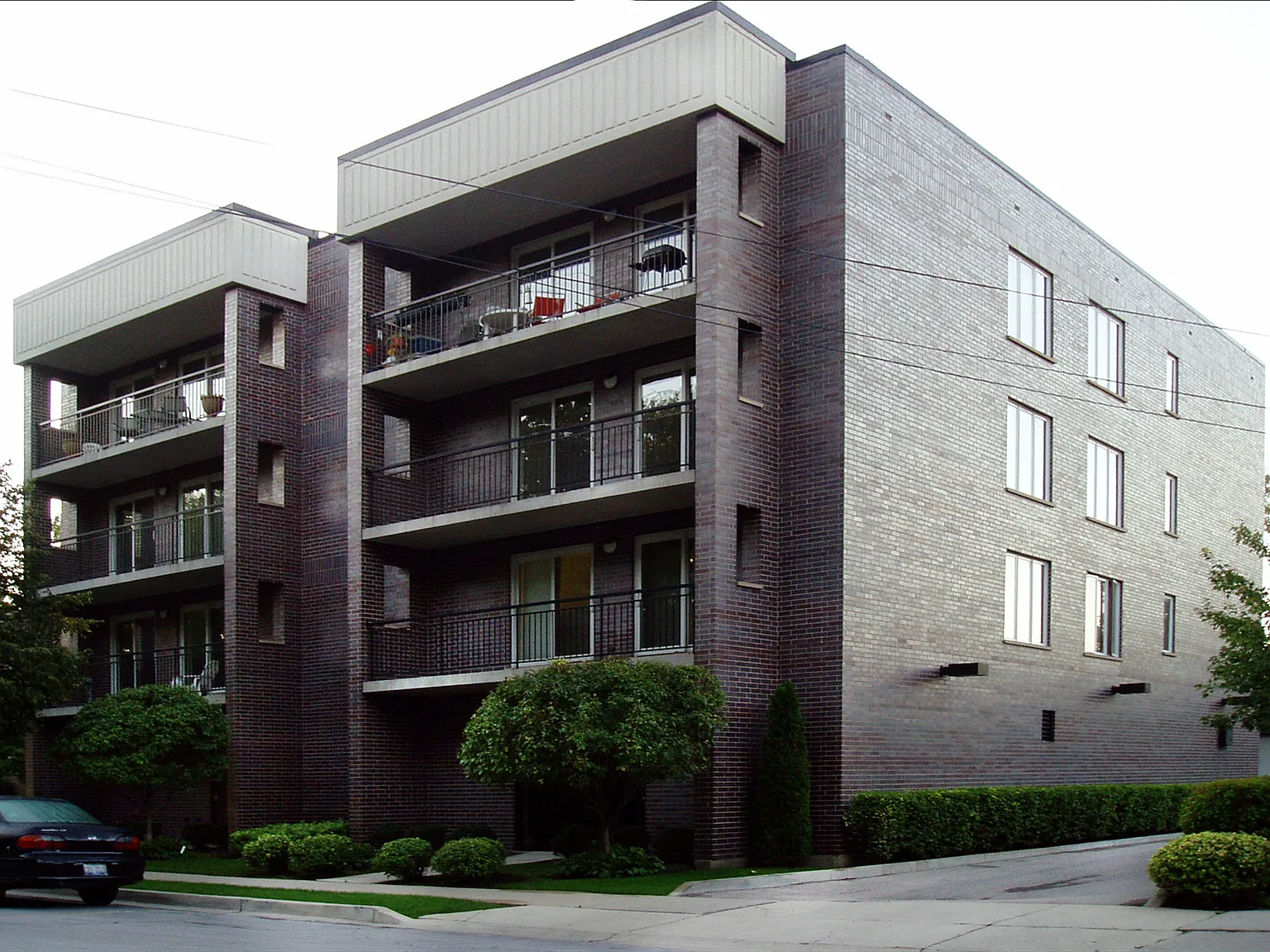 2 bed, 1100 sqft, $2,400 — Photo 1
