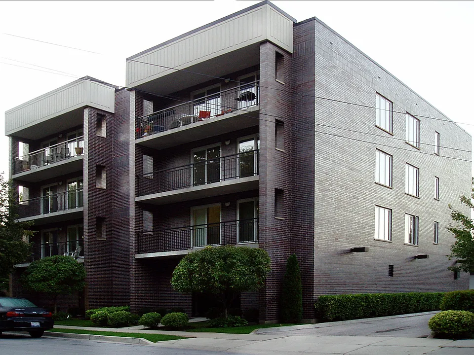 6415 Elm St #3B