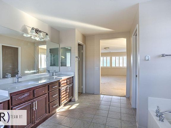 4th image of 16569 China Berry Ct
