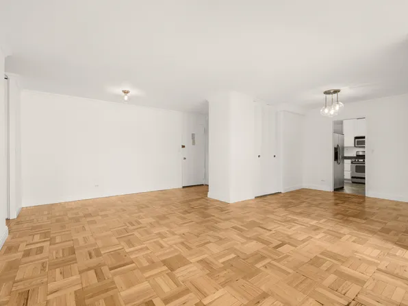 15 West 72nd Street image 7 of 8